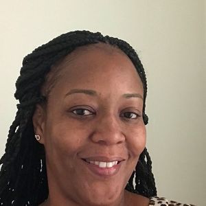 Meet your Posher, Deandria